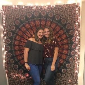 Meet your Posher, Elizabeth